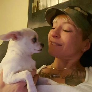 Meet your Posher, Angie